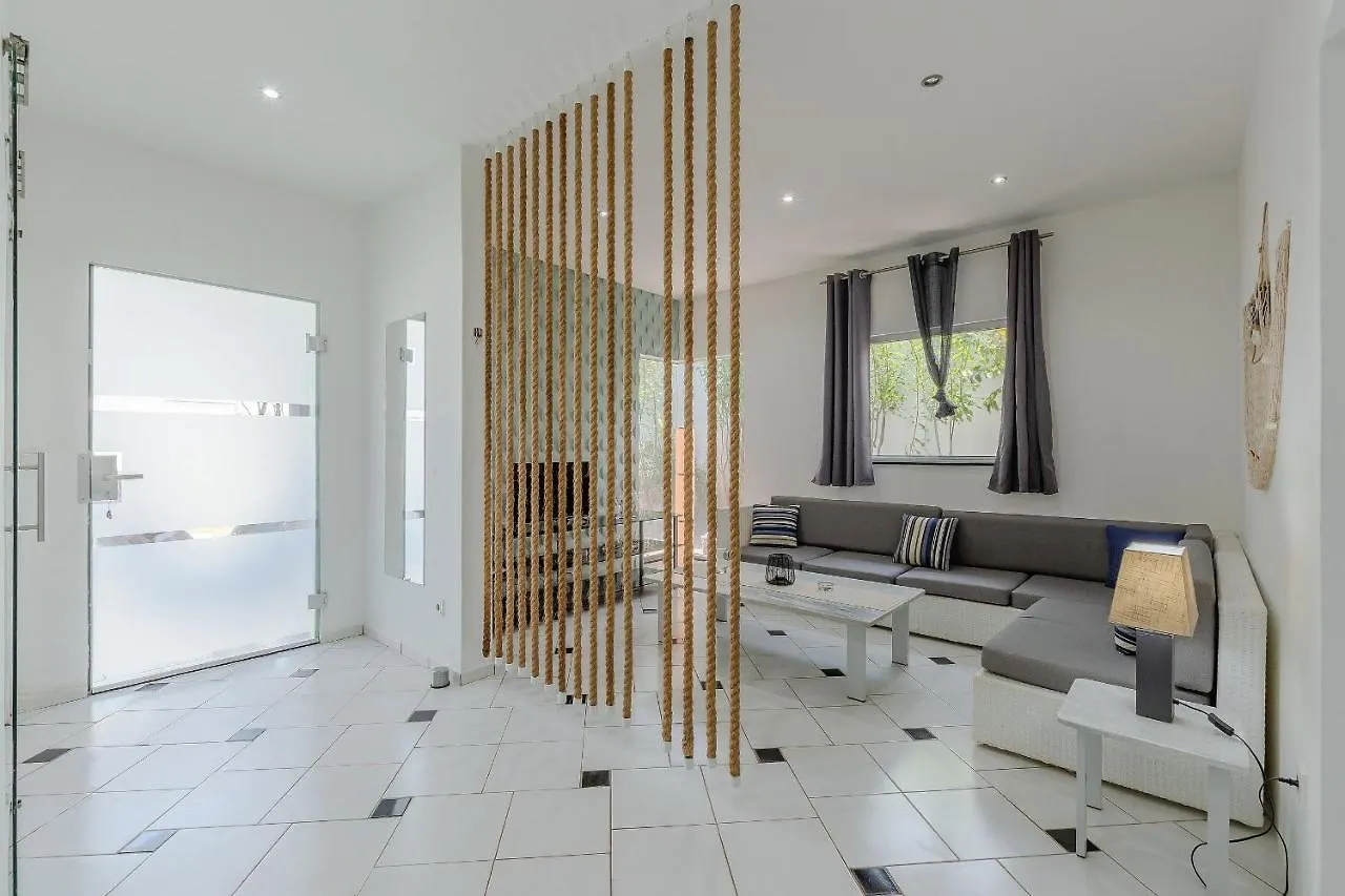 Casa Com Piscina Em Porto Das Dunas By Carpediem Fortaleza